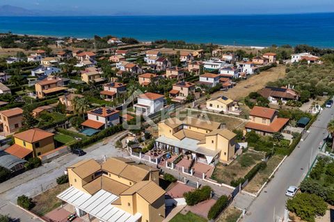Villa i Lascari, Palermo, Lascari - € 360.000 | Ref: V625 - foto 2