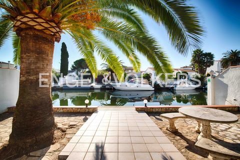 Villa i Empuriabrava, Gerona, Empuriabrava - € 1.050.000 | Ref: W-046S45 - foto 7