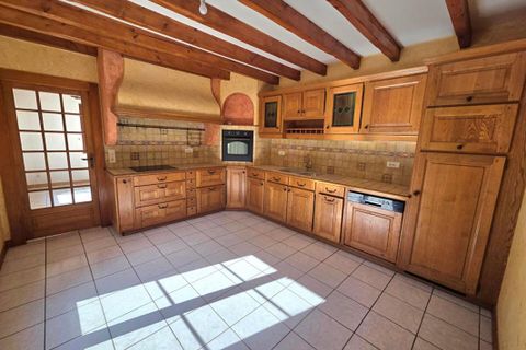 Villa a Belleherbe, Doubs, Belleherbe - € 299.000 | Ref: 1642 - foto 2