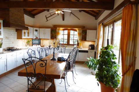 Villa i Taluyers, Rhone, Taluyers - € 995.000 | Ref: 35842 - foto 5