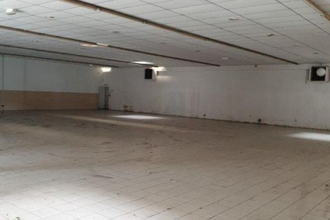 L'establiment comercial a Rennes, Ille-et-Vilaine, Rennes - € 36.000/mes | Ref: RE2217371_BL - foto 2