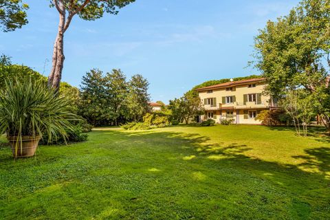 Villa i Massa, Massa and Carrara, Massa - € 2.400.000 | Ref: CBI129-2906-130559 - foto 2