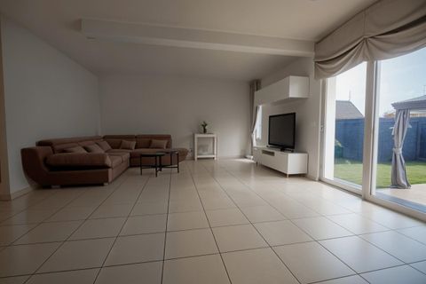 Villa i Chelles, Seine-et-Marne, Chelles - € 399.000 | Ref: 400074HSCFVIVHSCFVIV - foto 3