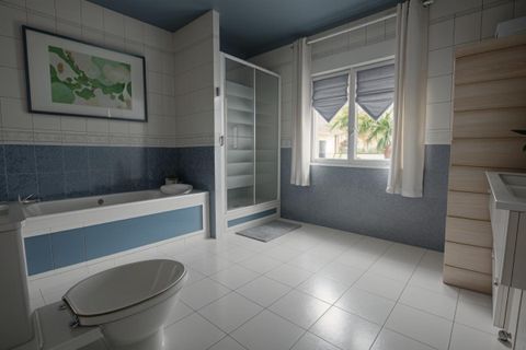 Villa i Chelles, Seine-et-Marne, Chelles - € 399.000 | Ref: 400074HSCFVIVHSCFVIV - foto 11