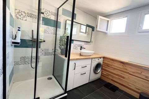 Lejlighed i Clermont-Ferrand, Puy-de-Dome, Clermont-Ferrand - € 155.000 | Ref: 421127ELOV - foto 3