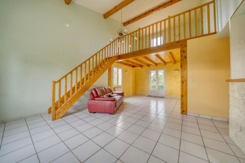 Villa i Saintes, Charente-Maritime, Saintes - € 199.000 | Ref: DOM24467 - foto 2