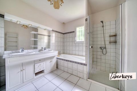 Villa i Saintes, Charente-Maritime, Saintes - € 199.000 | Ref: DOM24467 - foto 15