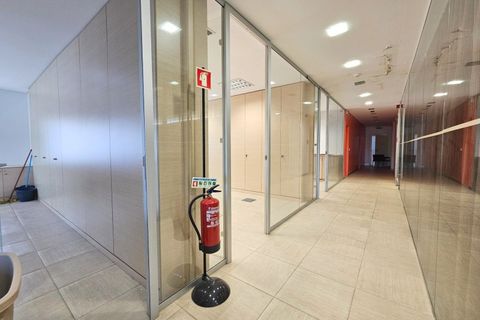 Erhvervsejendom i Carnaxide, Lisbon, Carnaxide - € 840.000 | Ref: OFI_55 - foto 6