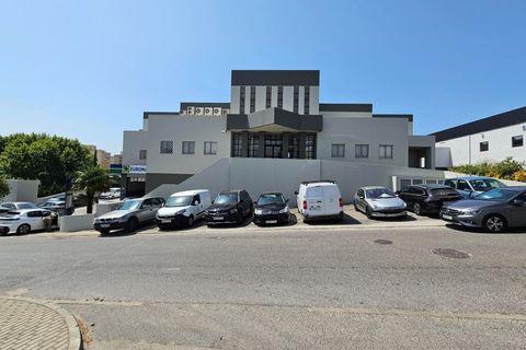 Erhvervsejendom i Carnaxide, Lisbon, Carnaxide - € 840.000 | Ref: OFI_55 - foto 14