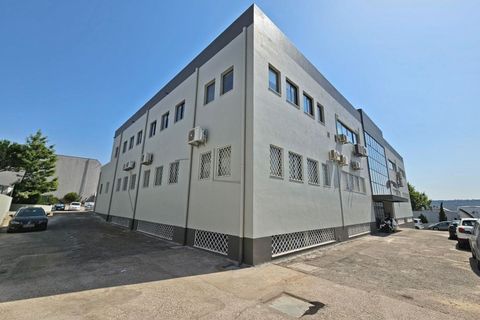 Erhvervsejendom i Carnaxide, Lisbon, Carnaxide - € 840.000 | Ref: OFI_55 - foto 16