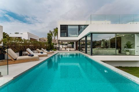 Villa a Marbella, Malaga, Marbella - € 1.790.000 | Ref: MBC0009 - foto 25