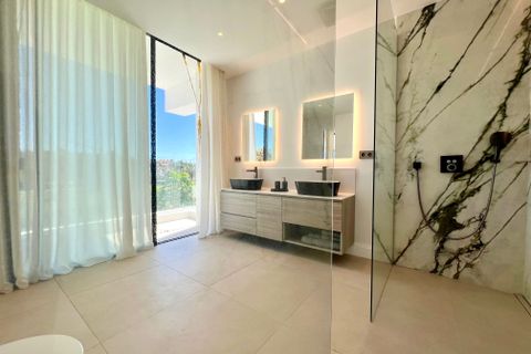 Villa a Estepona, Malaga, Estepona - € 1.775.000 | Ref: SPCRM3887 - foto 28