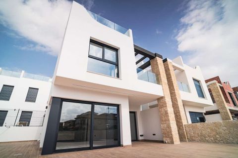 Villa i Punta Prima, Alicante, Punta Prima - € 699.900 | Ref: 493-115-10-115 - foto 3