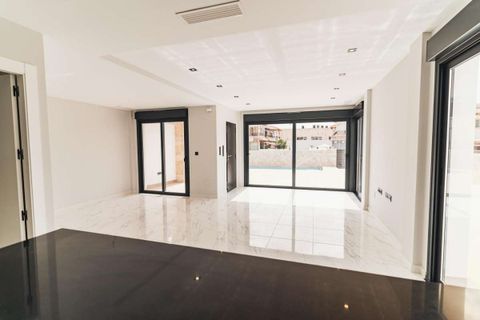 Villa i Punta Prima, Alicante, Punta Prima - € 699.900 | Ref: 493-115-10-115 - foto 10