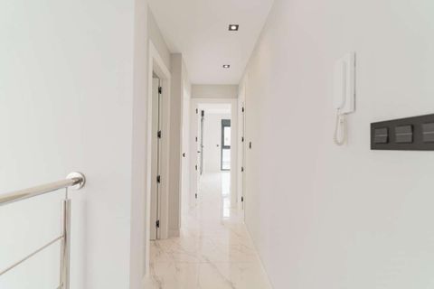 Villa i Punta Prima, Alicante, Punta Prima - € 699.900 | Ref: 493-115-10-115 - foto 22