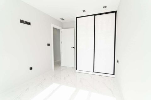 Villa i Punta Prima, Alicante, Punta Prima - € 699.900 | Ref: 493-115-10-115 - foto 26