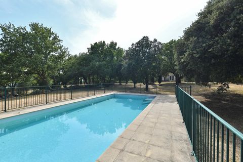 Villa i Uzes, Gard, Uzes - € 1.200.000 | Ref: HH-15941797 - foto 18
