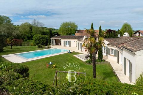 Villa a Bayonne, Pyrenees-Atlantiques, Bayonne - € 760.000 | Ref: M1306 - foto 2