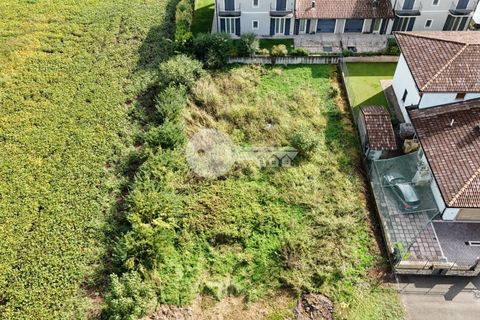 Helårsgrund i Calvisano, Brescia, Calvisano - € 65.000 | Ref: 6415062020-1261 - foto 9