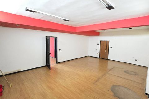 Erhvervsejendom i Bari, Bari, Bari - € 95.000 | Ref: LOCPALMIERI - foto 7
