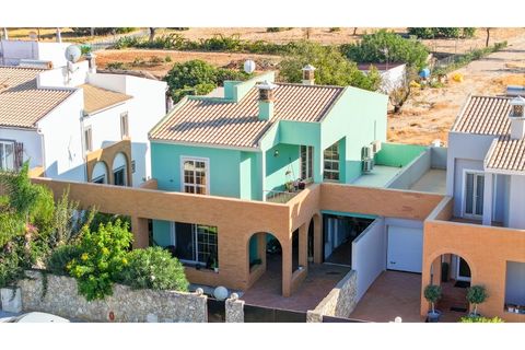 Villa i Almancil, Faro, Almancil - € 779.000 | Ref: 2427 - foto 1