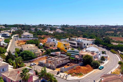 Villa i Alvor, Faro, Alvor - € 760.000 | Ref: DO4052 BP - foto 8