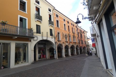 Erhvervsejendom i Schio, Vicenza, Schio - € 55.000 | Ref: DS4033 - foto 9