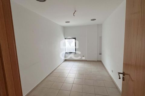 Erhvervsejendom i Odivelas, Lisbon, Odivelas - € 500.000 | Ref: 409/N/00005 - foto 12