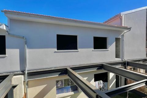 Villa i Bordeaux, Gironde, Bordeaux - € 300.000 | Ref: 7194134 - foto 2