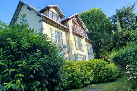 Villa i Rueil-Malmaison, Hauts-de-Seine, Rueil-Malmaison - € 1.441.440 | Ref: 84592 - foto 1