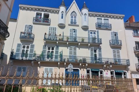 Lejlighed i Vichy, Allier, Vichy - € 210.000 | Ref: 1242 - foto 1