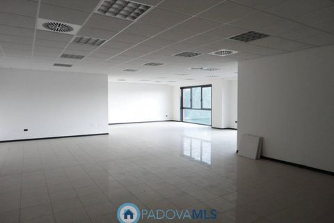 Erhvervsejendom i Vigonza, Padua, Vigonza - € 180.000 | Ref: M1946 - foto 3