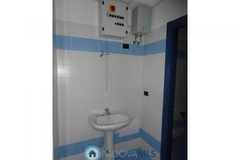 Erhvervsejendom i Vigonza, Padua, Vigonza - € 180.000 | Ref: M1946 - foto 4