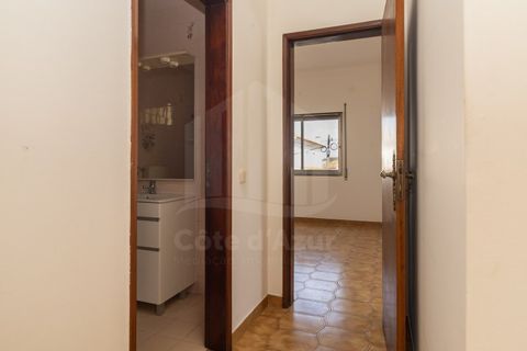 Villa i Quinta do Conde, Setubal, Quinta do Conde - € 389.000 | Ref: 10011 - foto 31