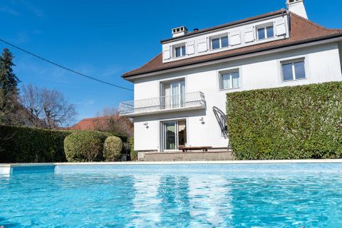 Villa i Annemasse, Haute-Savoie, Annemasse - € 1.300.000 | Ref: 191012976 - foto 1
