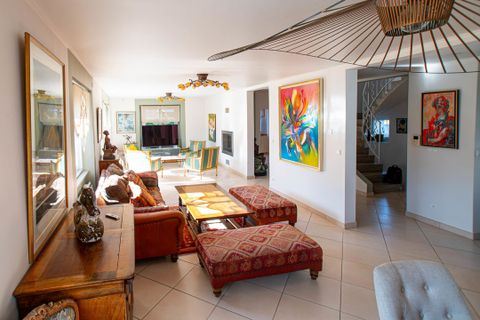 Villa i Annemasse, Haute-Savoie, Annemasse - € 1.300.000 | Ref: 191012976 - foto 23