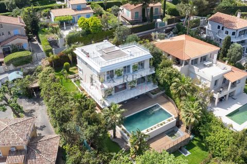 Villa i Antibes, Alpes-Maritimes, Antibes - € 3.990.000 | Ref: 86339788 - foto 1