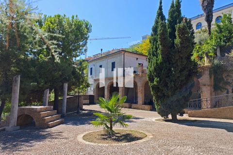 Villa i Giulianova, Teramo, Giulianova - € 590.000 | Ref: 901 - foto 24