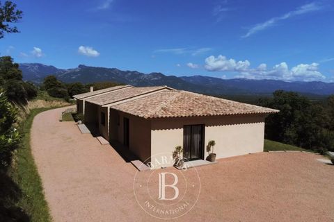 Villa a Porto-Vecchio, Corse-du-Sud, Porto-Vecchio - € 1.890.000 | Ref: RV2021 - foto 3
