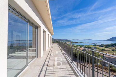 Leilighet i Porto-Vecchio, Corse-du-Sud, Porto-Vecchio - € 1 500 000 | Ref: RV1993 - foto 2