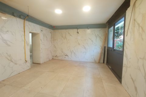 Erhvervsejendom i Modena, Modena, Modena - € 120.000 | Ref: 3028 - foto 1