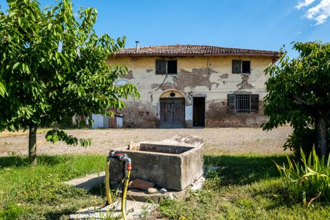 Villa i Castel Maggiore, Bologna, Castel Maggiore - € 250.000 | Ref: 837 - foto 1