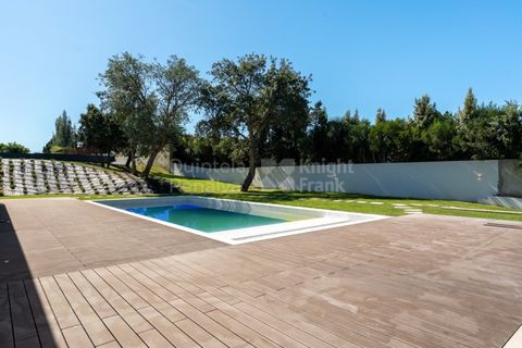 Villa i Corroios, Setubal, Corroios - € 2.500.000 | Ref: PROP-33546 - foto 5