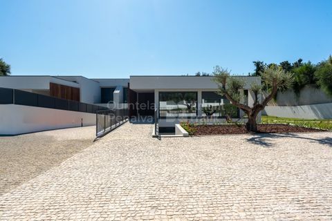 Villa i Corroios, Setubal, Corroios - € 2.500.000 | Ref: PROP-33546 - foto 45