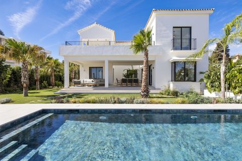 Villa i Estepona, Malaga, Estepona - € 2.490.000 | Ref: R5185228 - foto 1