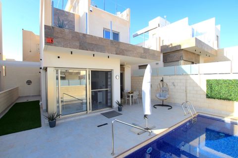 Villa i Villamartin, Alicante - foto 1