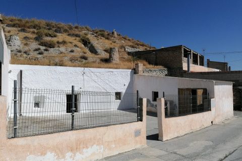 Landejendom i Benamaurel, Granada, Benamaurel - € 48.000 | Ref: v3103 - foto 1