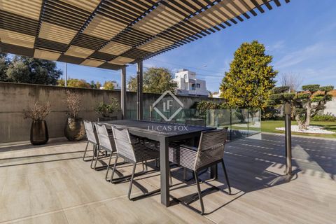 Villa i Madrid, Madrid, Madrid - € 2.750.000 | Ref: POZ55376 - foto 17