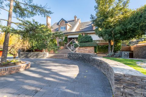 Villa a Boadilla Del Monte, Madrid, Boadilla Del Monte - € 2.700.000 | Ref: POZ38176 - foto 2