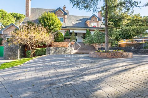 Villa a Boadilla Del Monte, Madrid, Boadilla Del Monte - € 2.700.000 | Ref: POZ38176 - foto 3